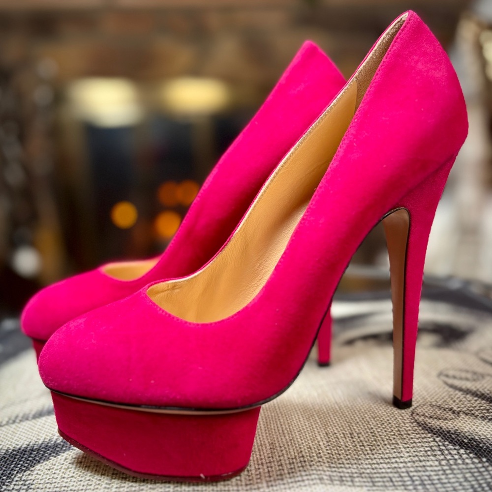 Charlotte Olympia Magenta Suede 1.5” Platform w/ 5.75” Heel, Sz 38.5/8 - Picture 3 of 10